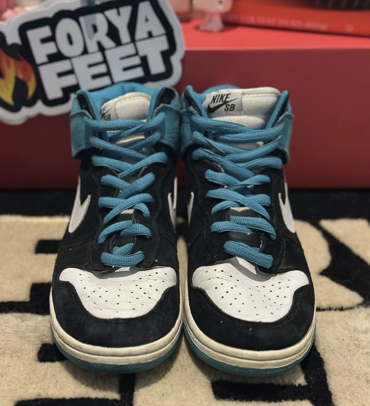 HY2230 Nike SB Dunk High Send Help