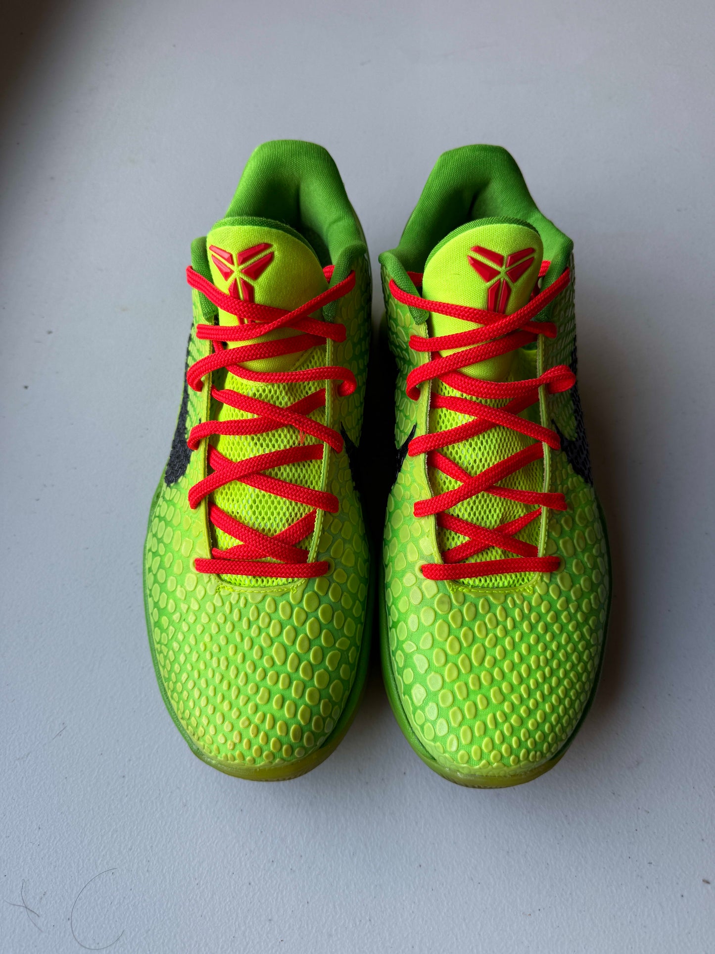 [HY3602] Nike Kobe 6 Grinch (2010)