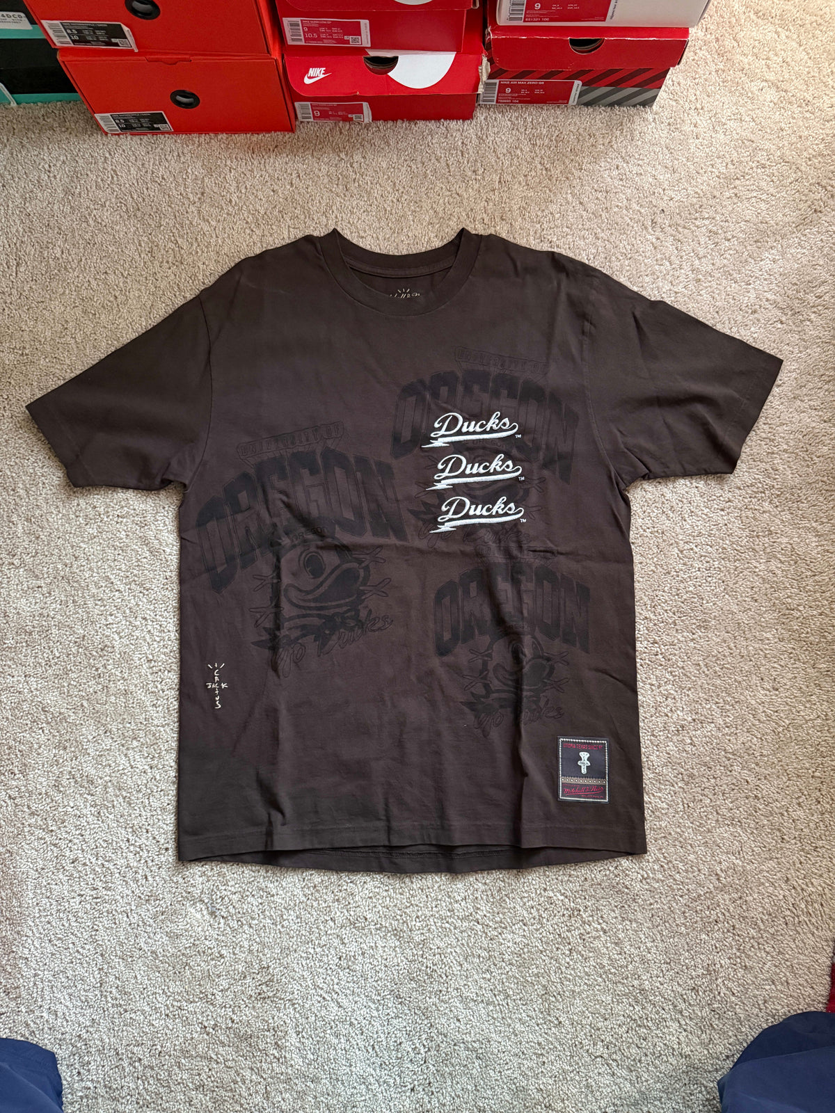 Travis Scott x Mitchell & Ness Oregon Ducks Seal T-Shirt Brown