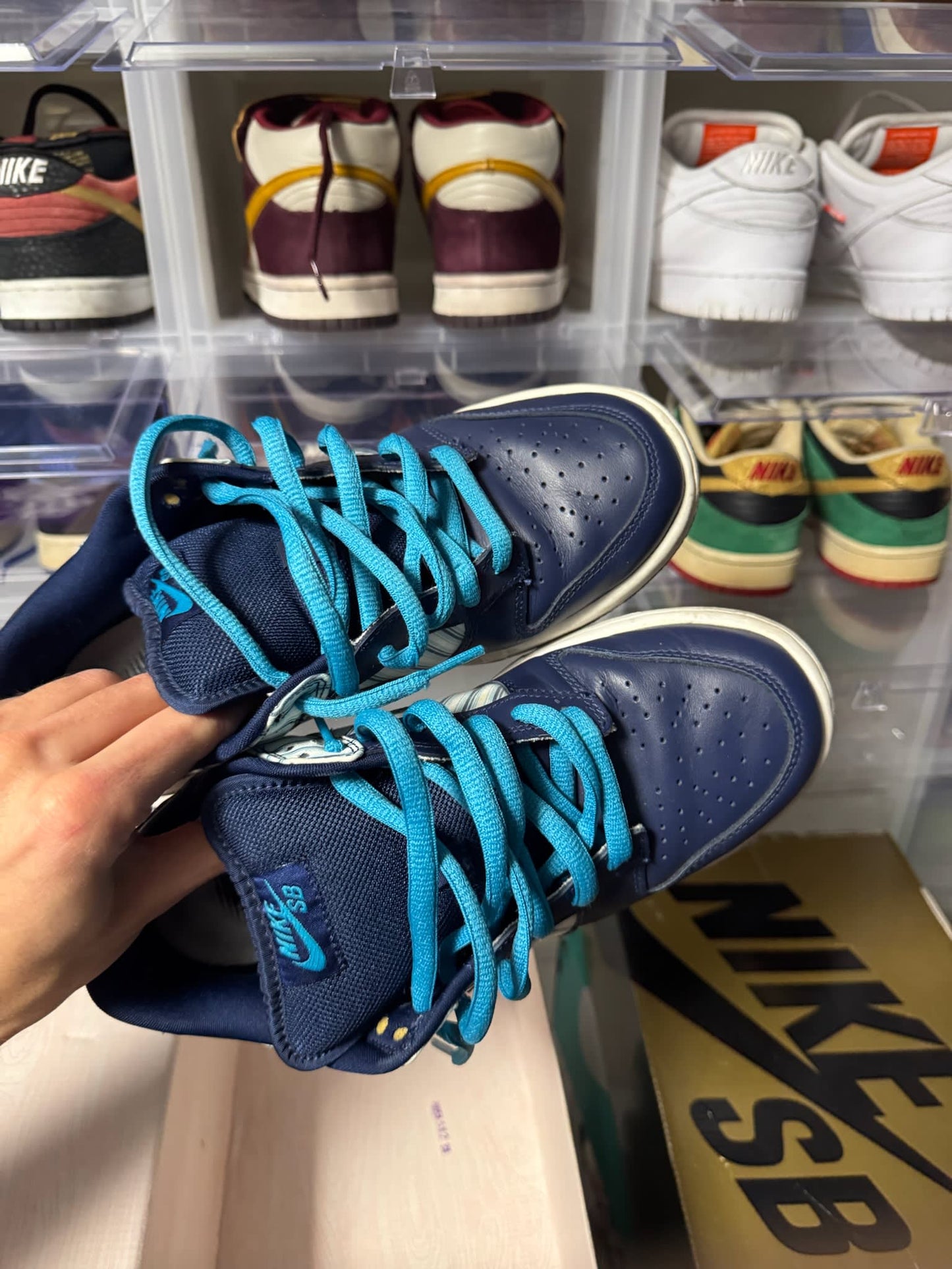 Size 8.5 Preowned Nike SB Dunk Low Avenger Navy