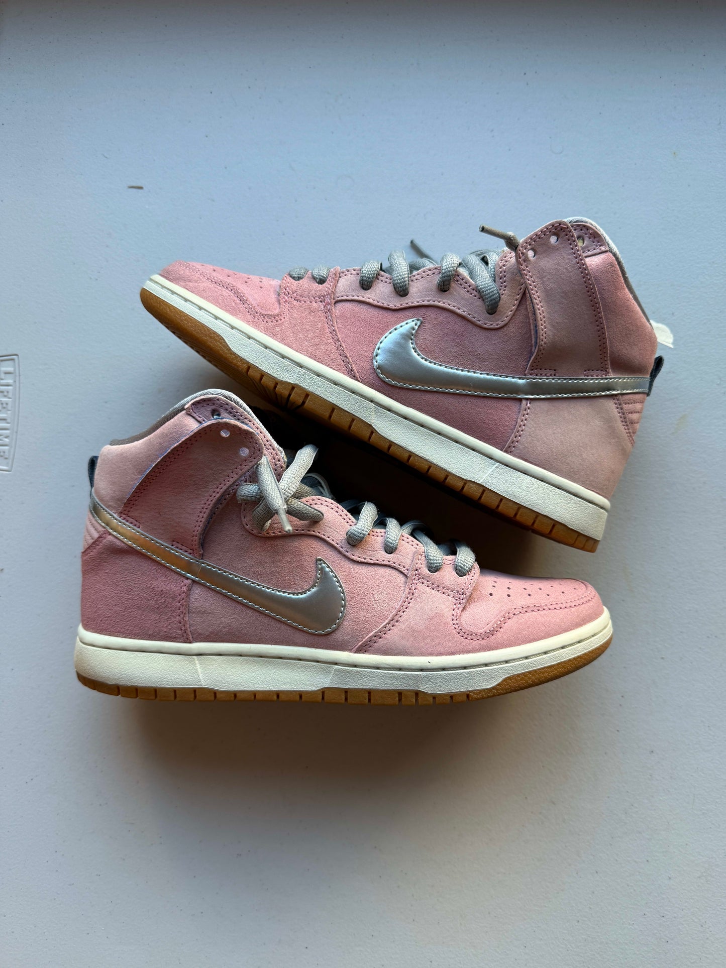 Nike SB Dunk High Concepts When Pigs Fly