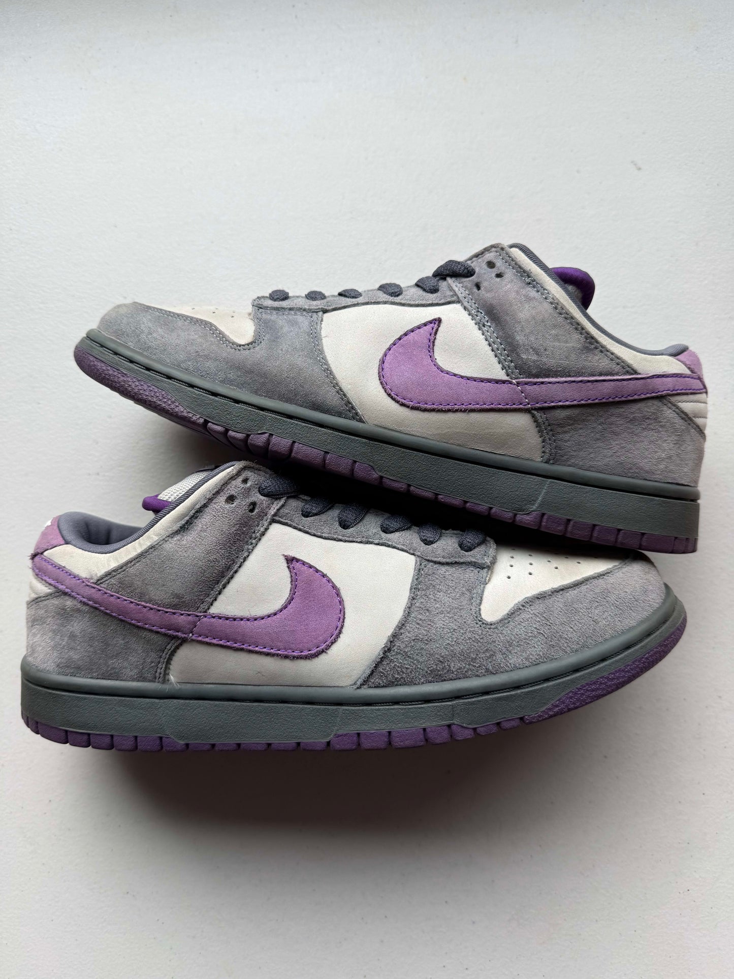Size 10.5 Preowned (Rep Box) Nike SB Dunk Low Purple Pigeon