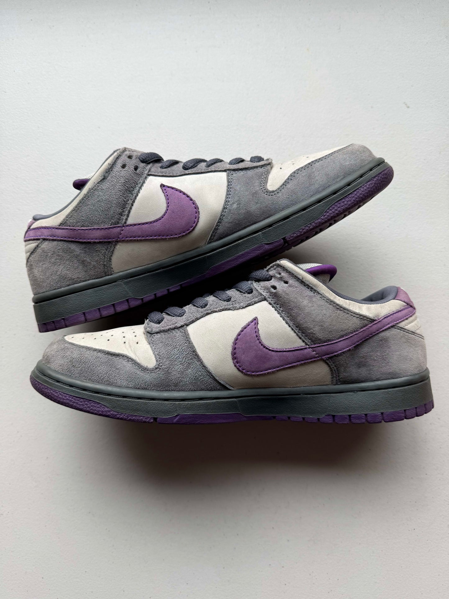 Size 10.5 Preowned (Rep Box) Nike SB Dunk Low Purple Pigeon