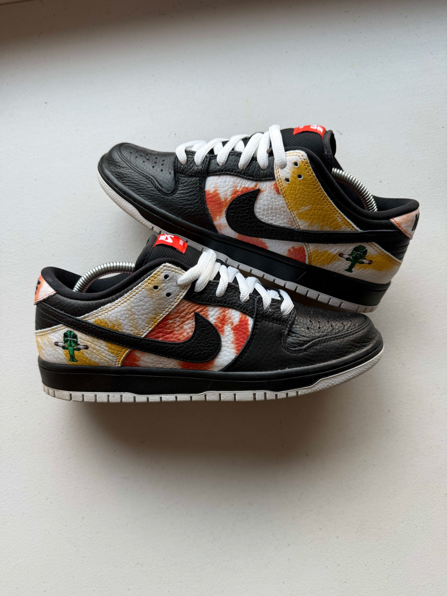 Nike SB Dunk Low Raygun Tie-Dye Black
