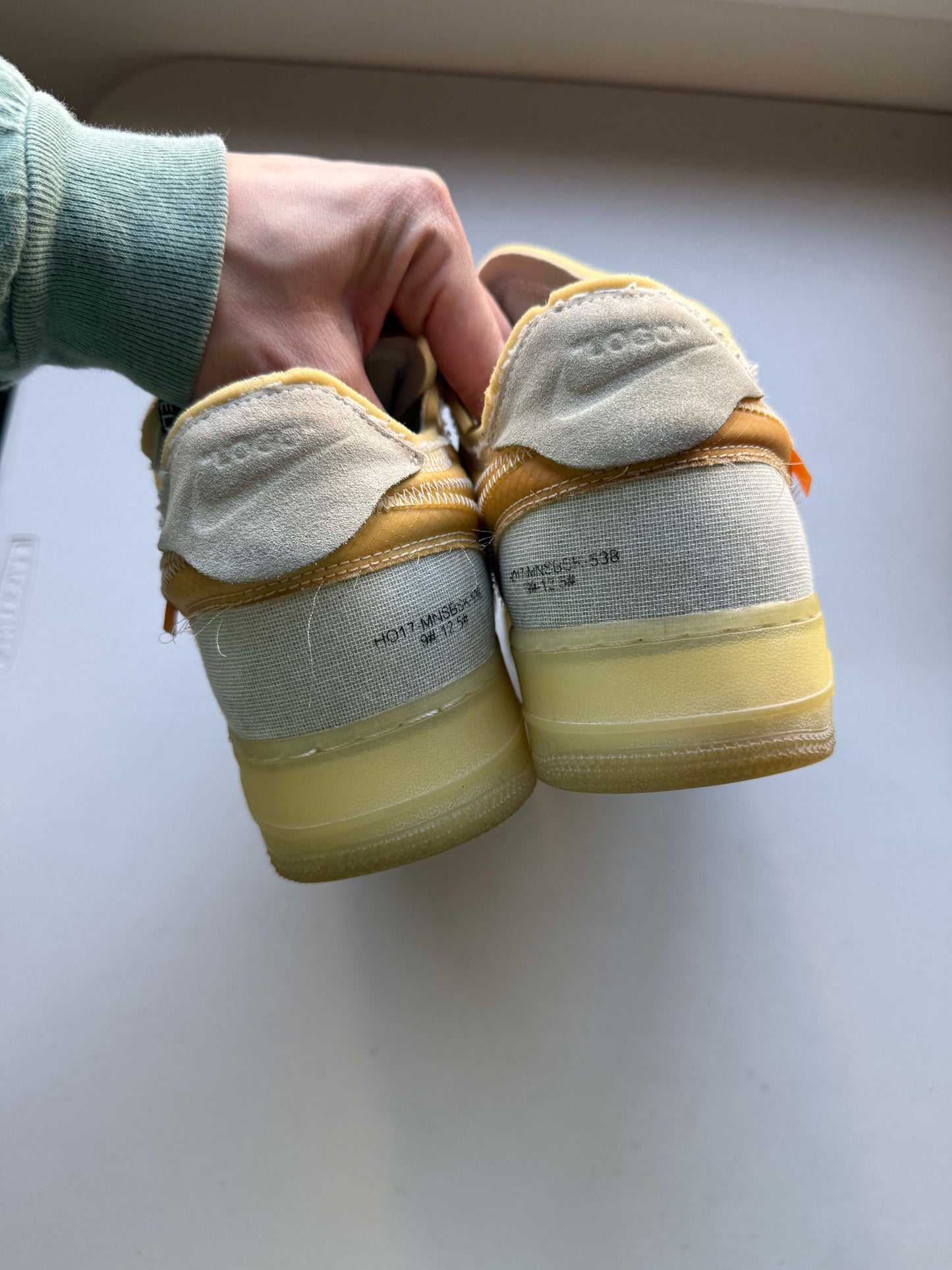 Size 10.5 Preowned Nike Air Force 1 Low Off-White