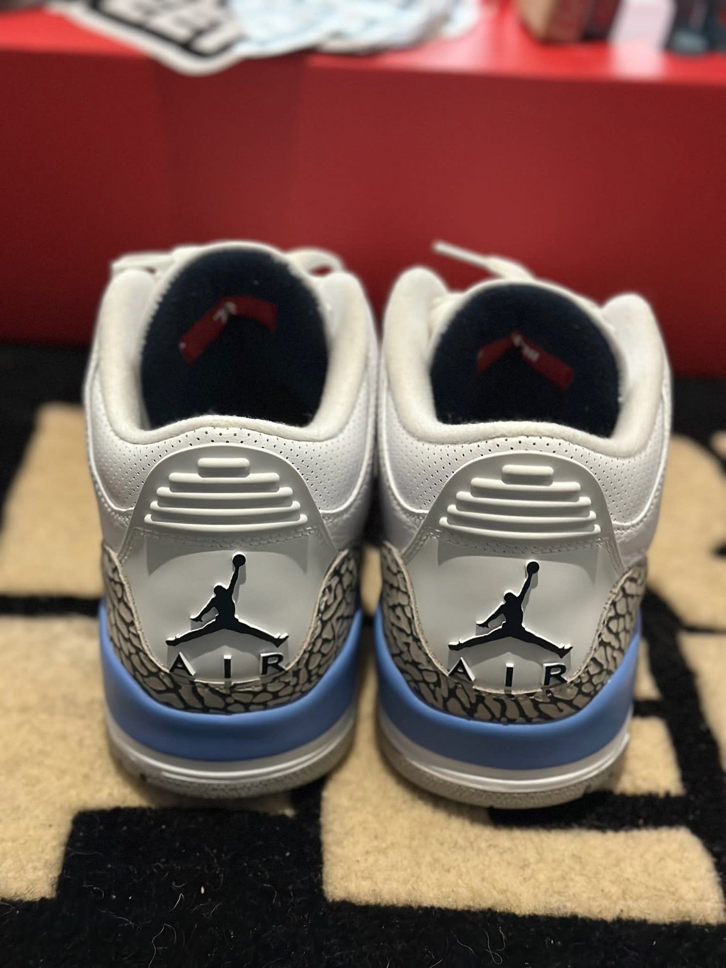 Size 10 Tried on Jordan 3 Retro UNC (2020)