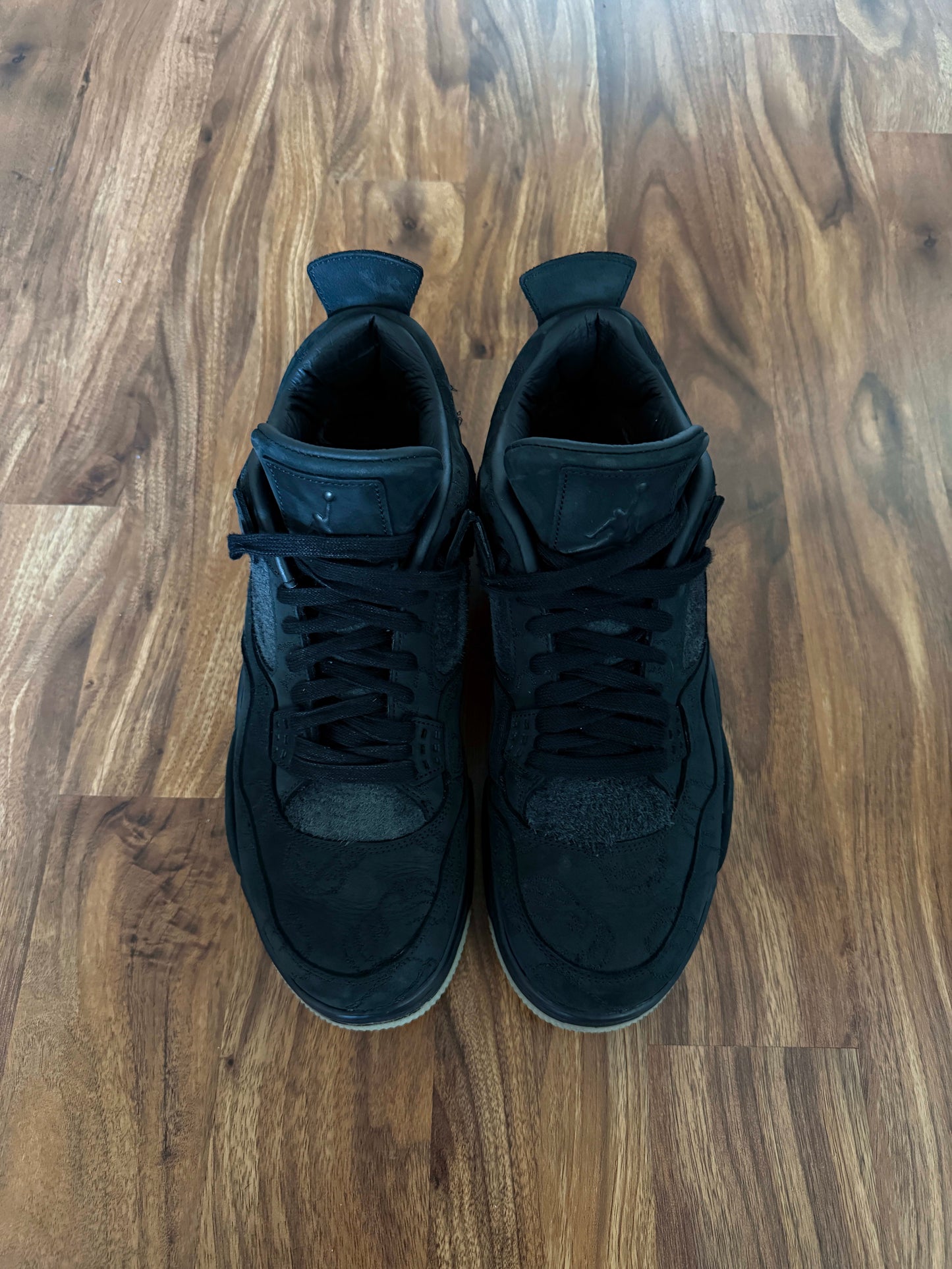 Size 11.5 Preowned (NB) Jordan 4 Retro Kaws Black