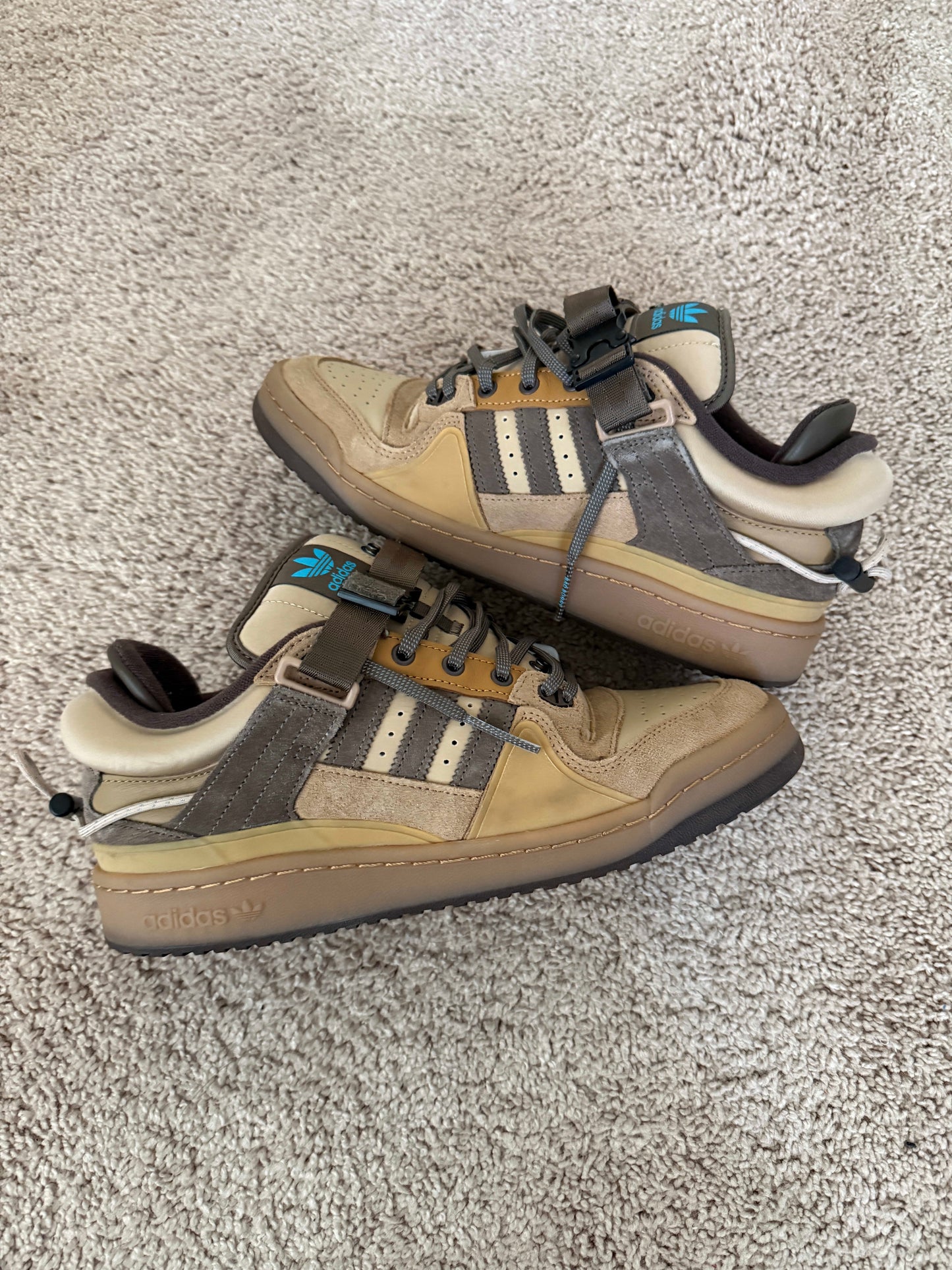 Size 9 Preowned adidas Forum Low Bad Bunny