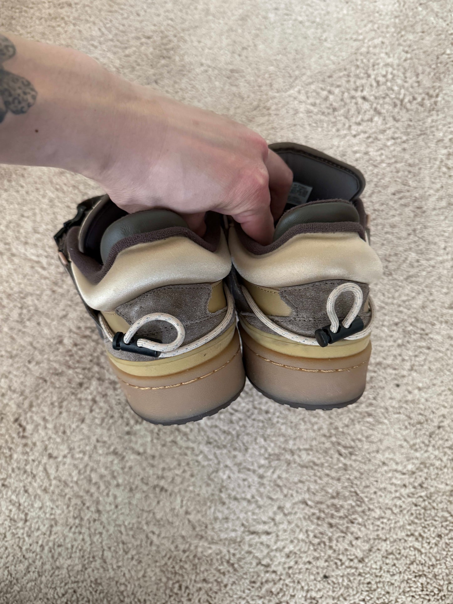 Size 9 Preowned adidas Forum Low Bad Bunny