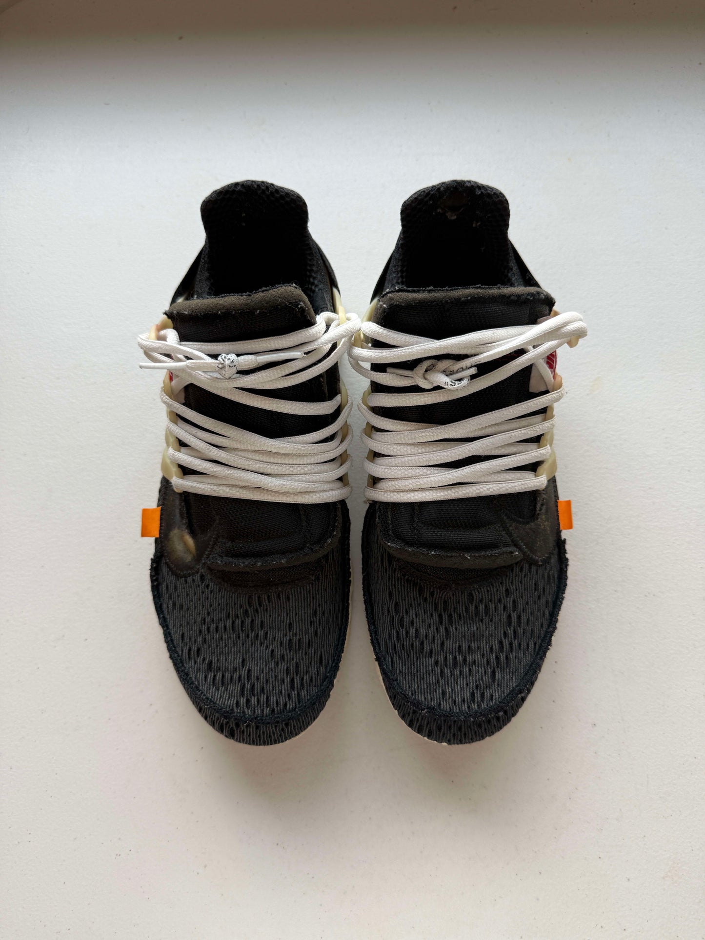 Size 9 Preowned Nike Air Presto Off-White