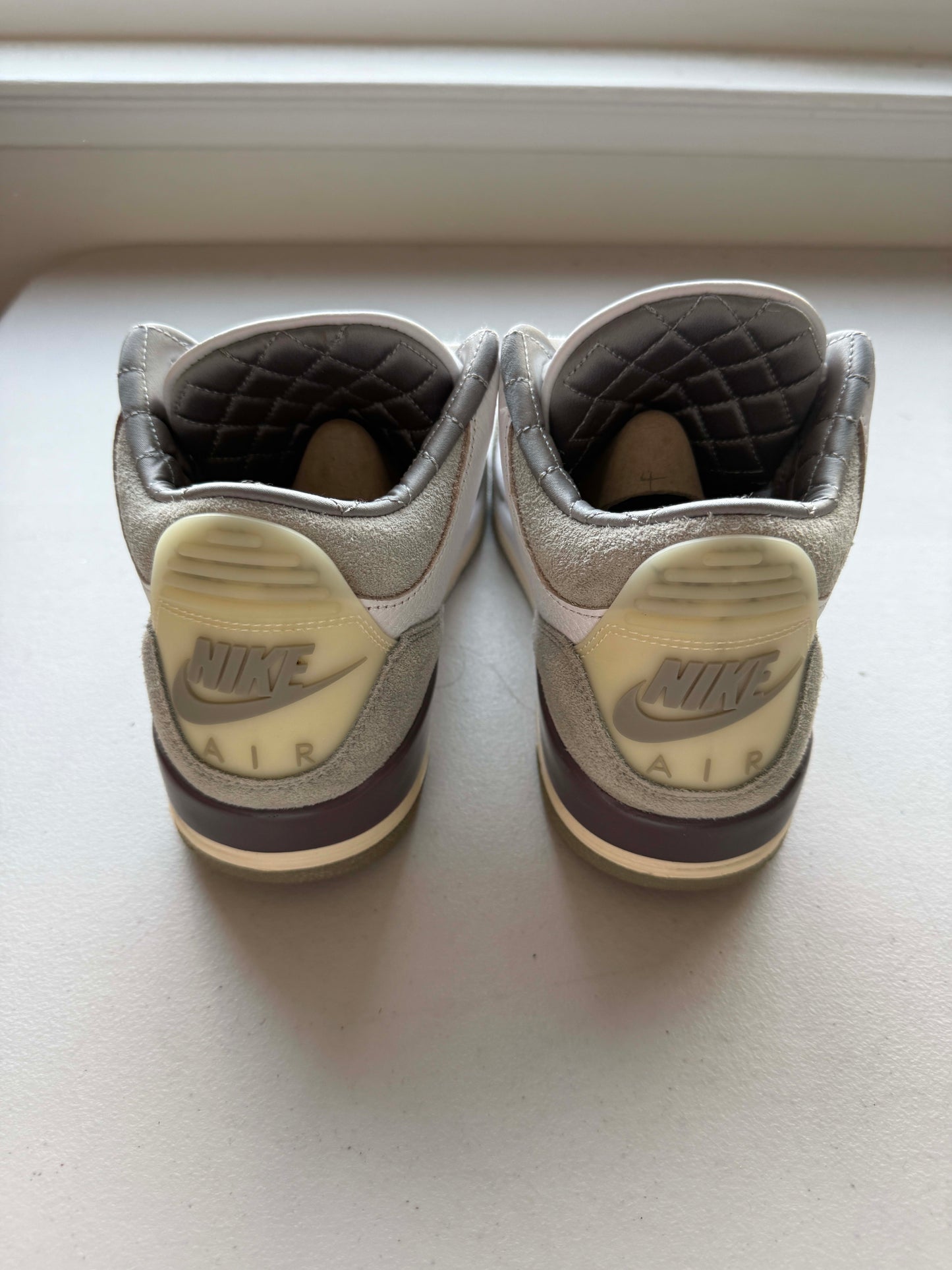 Size 10.5W VNDS Jordan 3 Retro SP A Ma Maniére (Women's)