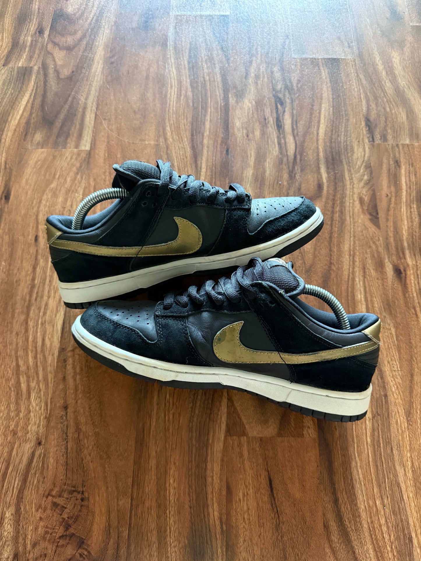 Size 8.5 Preowned (NB) Nike SB Dunk Low Pro Takashi (2003)