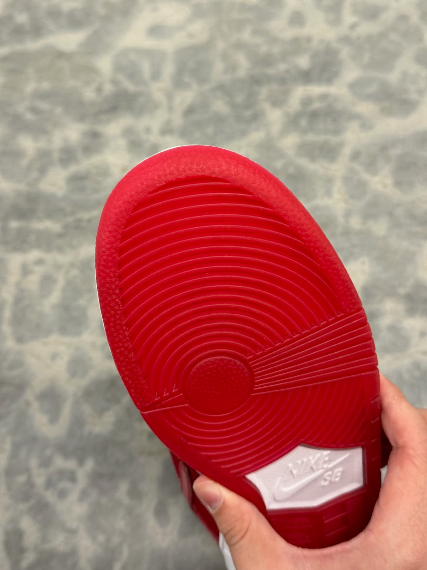 HY2923 Nike SB Dunk Low Red Patent Leather