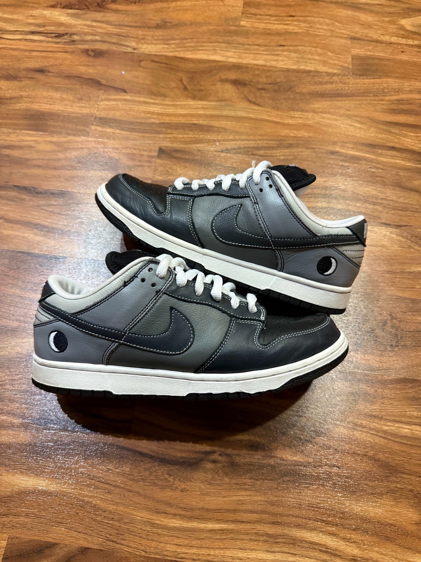 Size 9.5 Preowned Nike SB Dunk Low Lunar Eclipse (East)