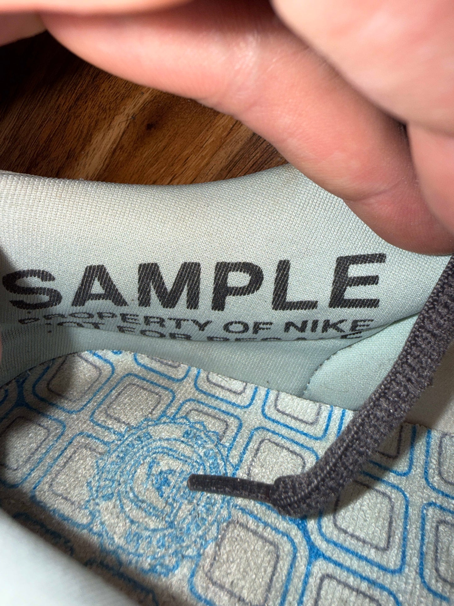 Nike SB Dunk Low 'Aqua Chalk' Sample