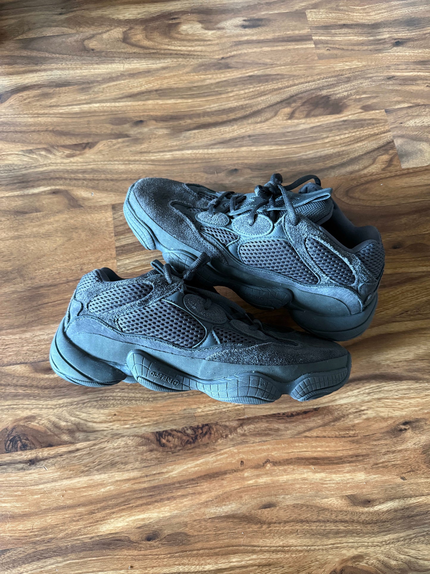 Size 9 Preowned (NB) adidas Yeezy 500 Utility Black
