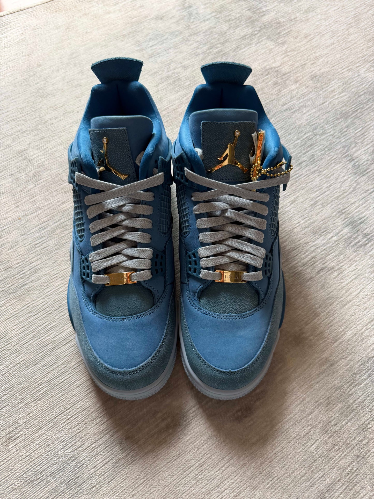 Jordan 4 Retro UCLA Bruins PE