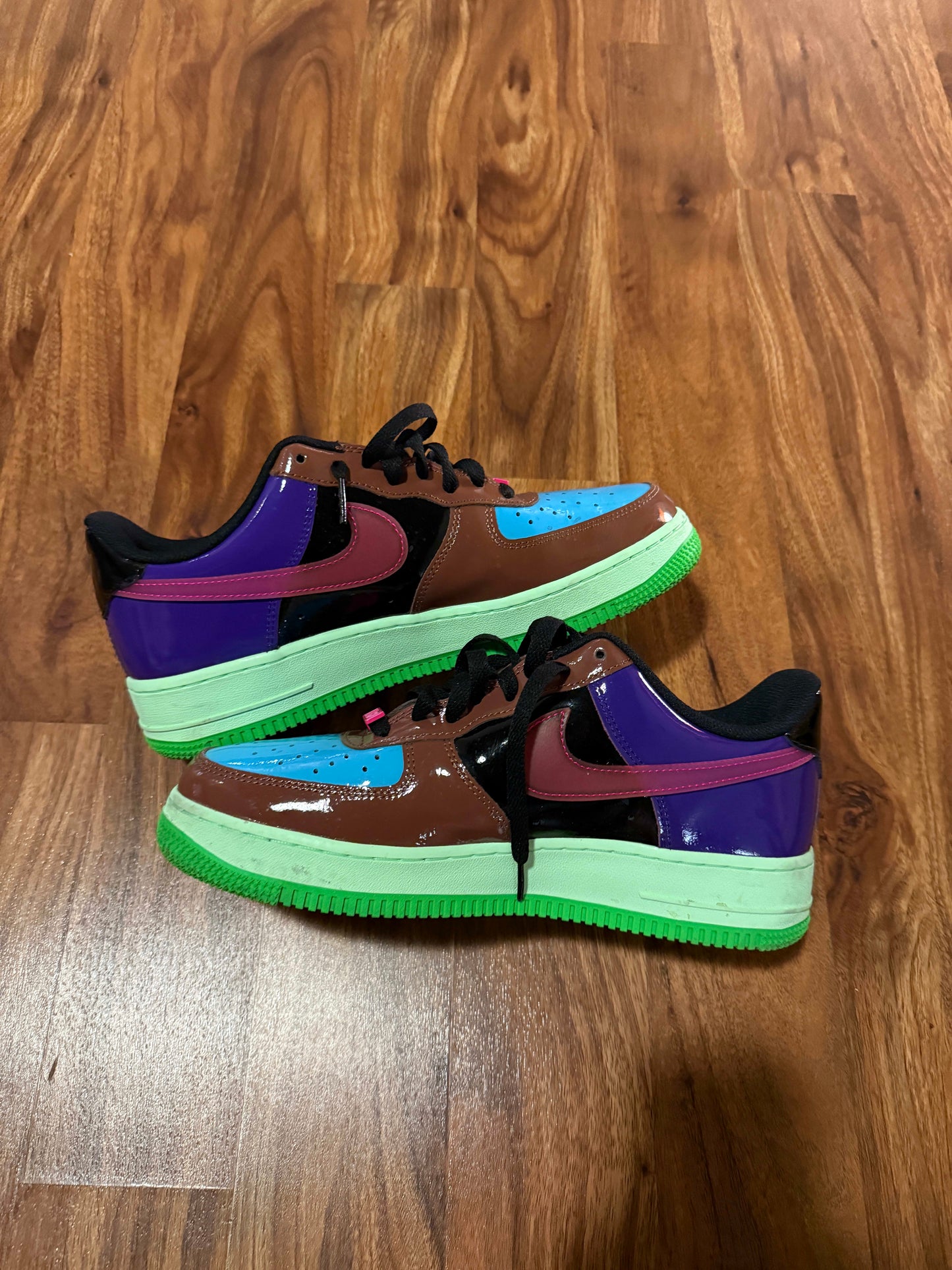 Size 8.5 Preowned Nike Air Force 1 Low SP Undefeated Multi-Patent Pink Prime