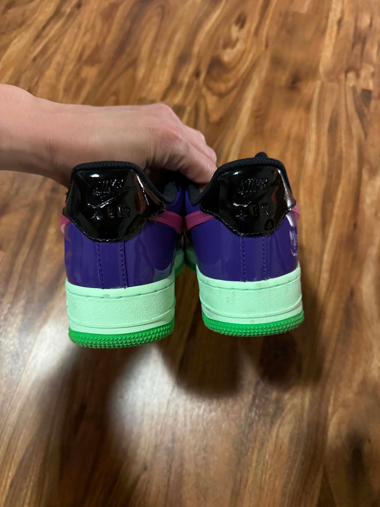 Size 8.5 Preowned Nike Air Force 1 Low SP Undefeated Multi-Patent Pink Prime