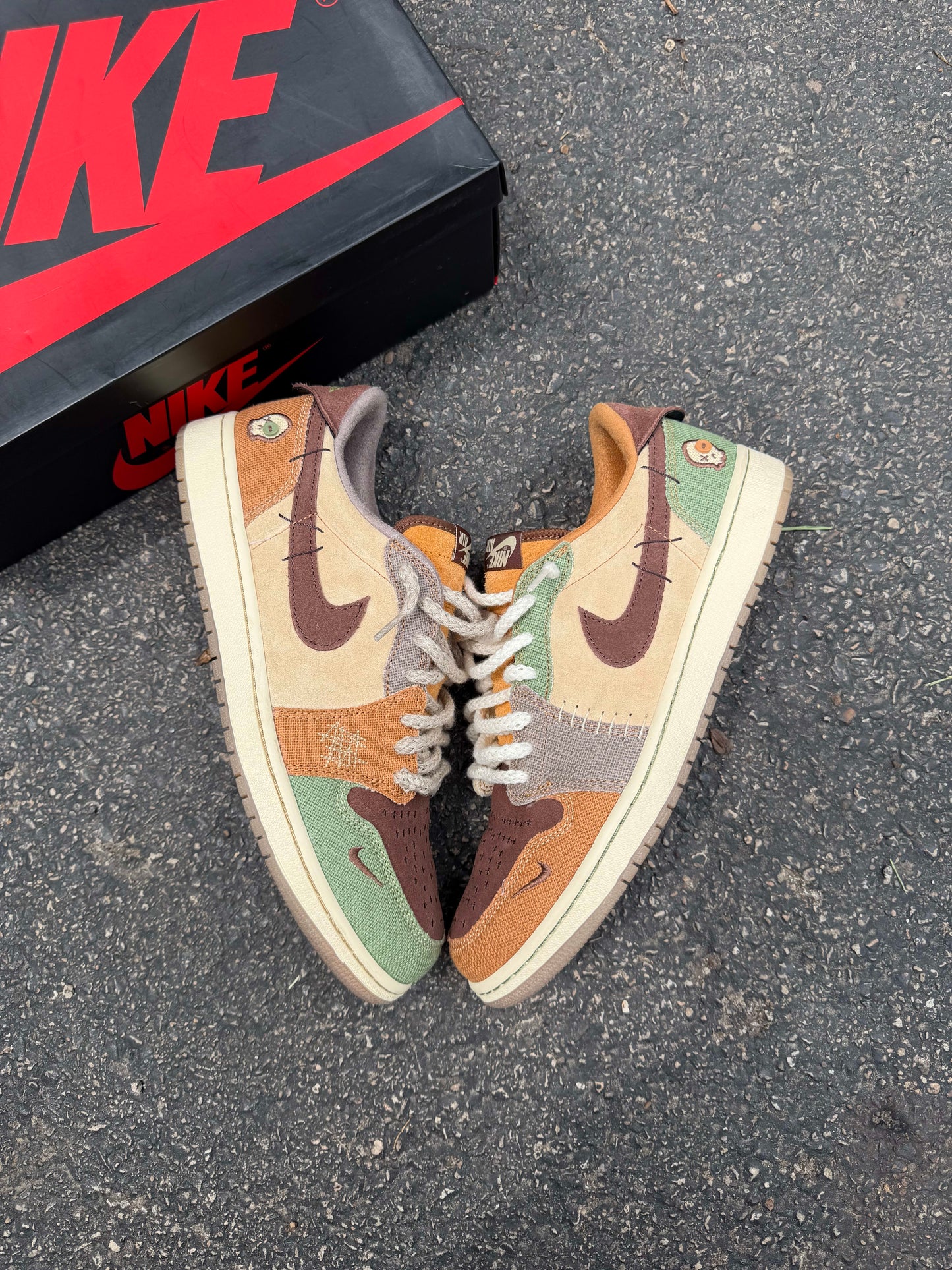 Size 11.5 PADS Jordan 1 Retro Low OG Zion Williamson Voodoo