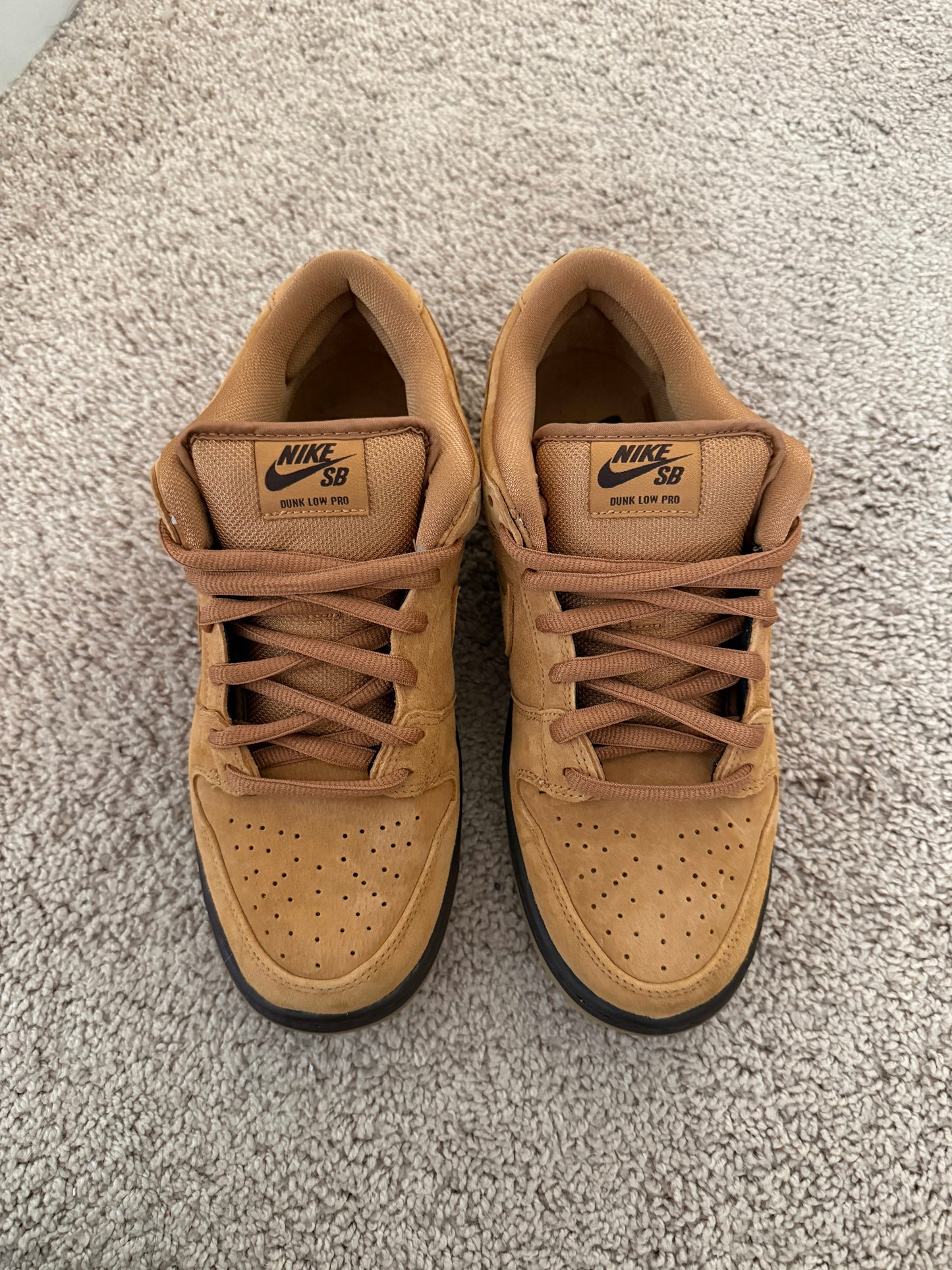 Size 9 Preowned Nike SB Dunk Low Wheat