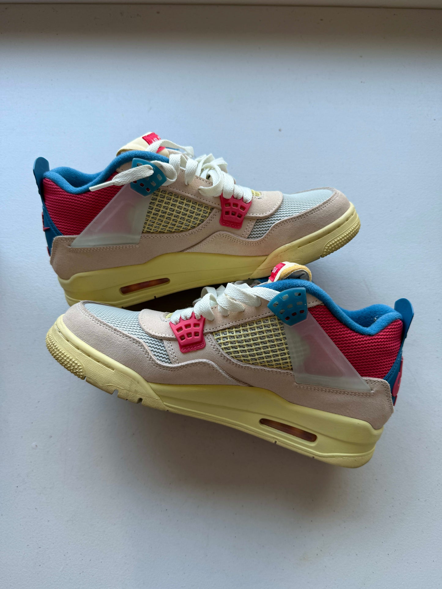 Size 9 Preowned Jordan 4 Retro Union Guava Ice