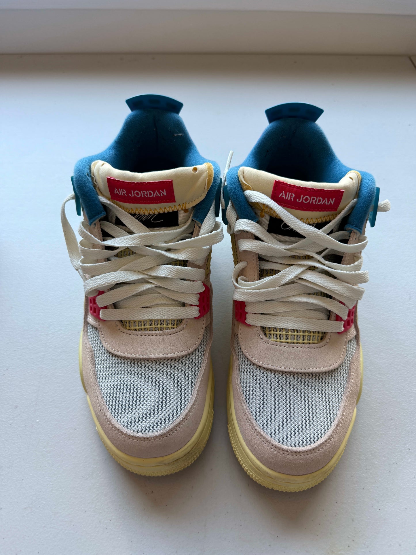 Size 9 Preowned Jordan 4 Retro Union Guava Ice
