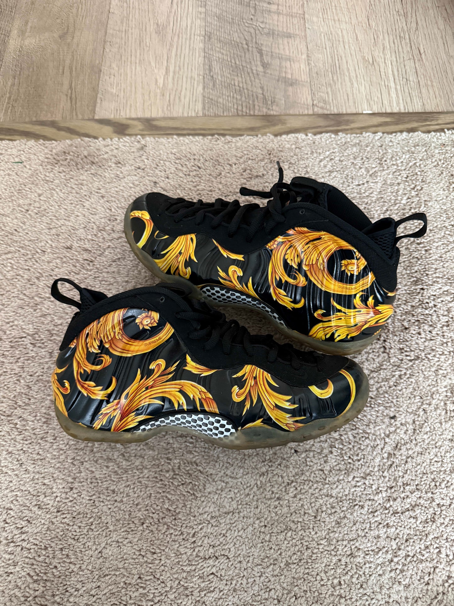 Size 10 Preowned Nike Air Foamposite One Supreme Black
