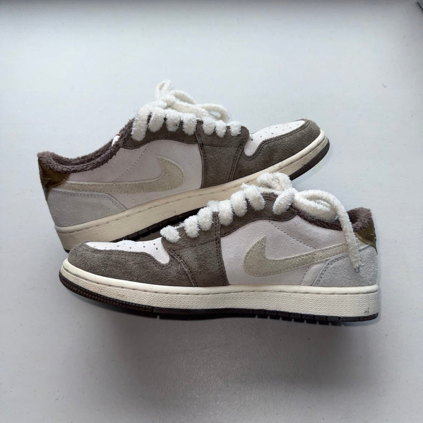 Size 9 Preowned Jordan 1 Retro Low OG Year of the Rabbit