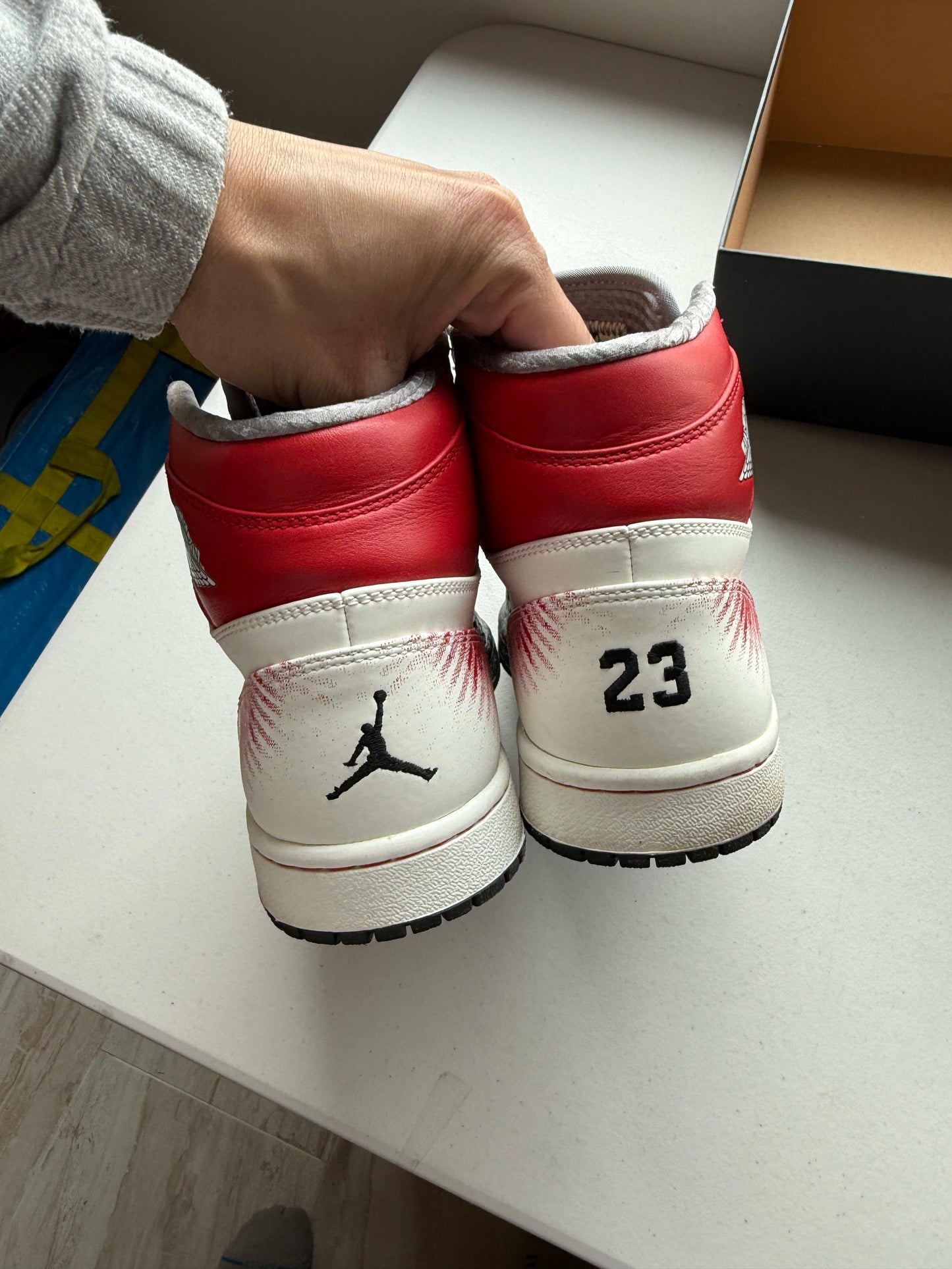 Size 8.5 Preowned Jordan 1 Retro Dave White Wings for the Future