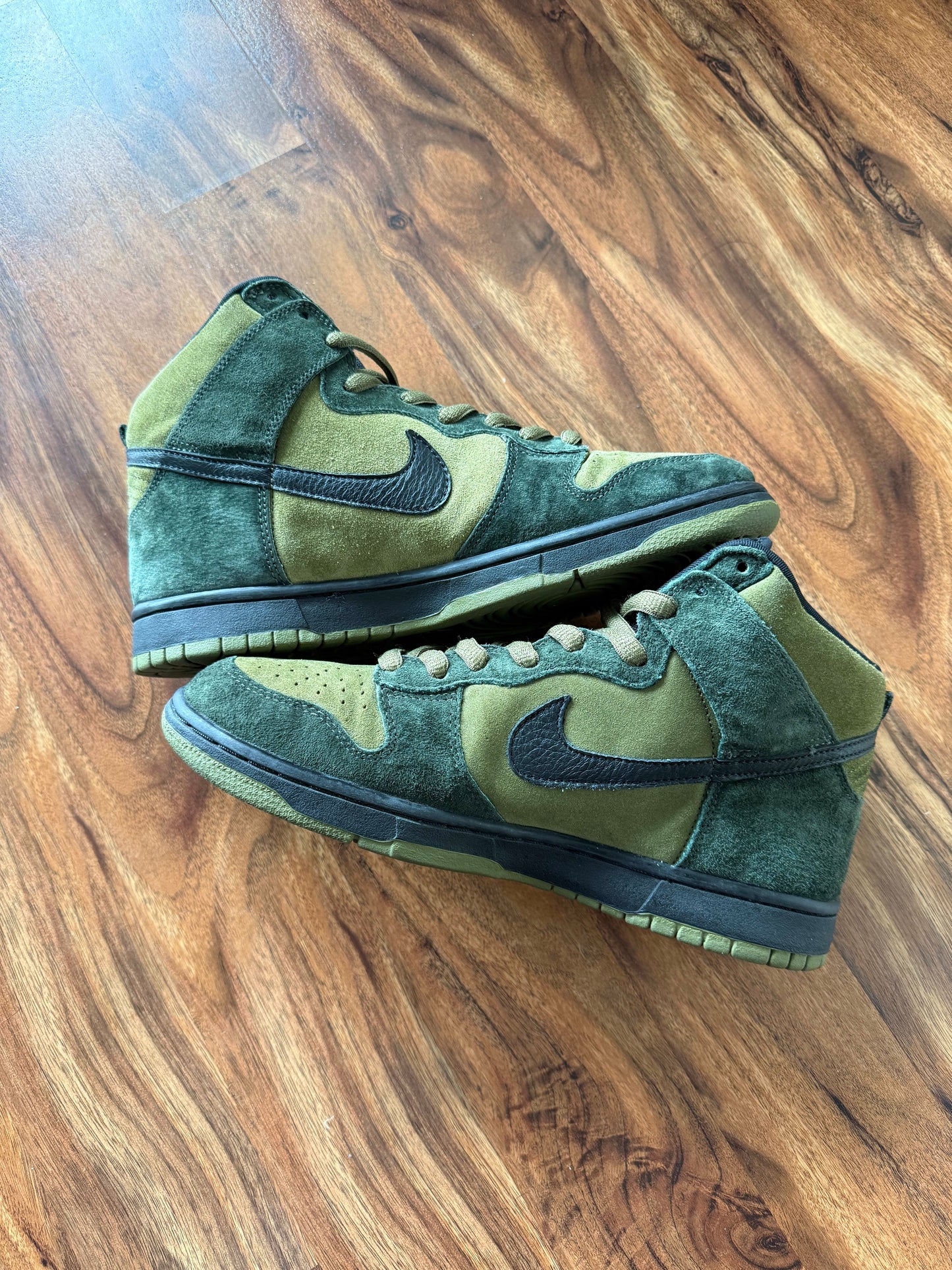 Size 10 VNDS Nike SB Dunk High Hulk