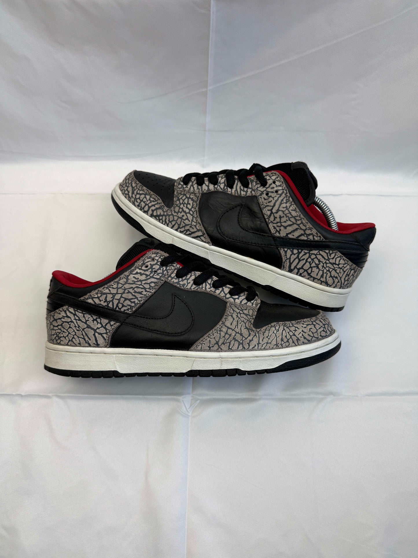 Nike SB Dunk Low Supreme Black Cement (2002)