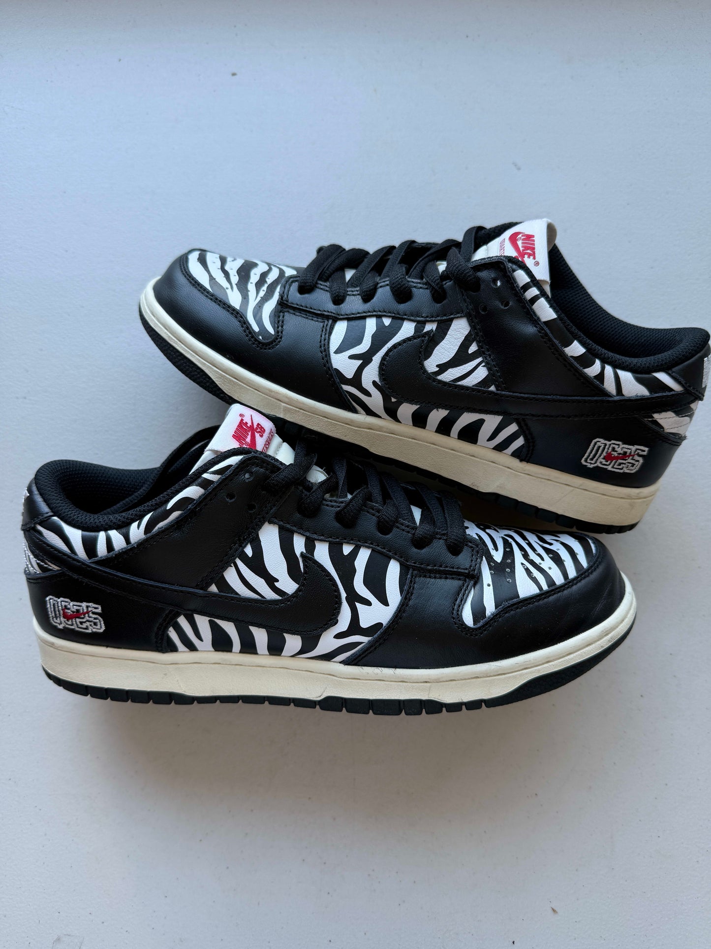 Size 9 Preowned (RB) Nike SB Dunk Low OG QS Quartersnacks Zebra