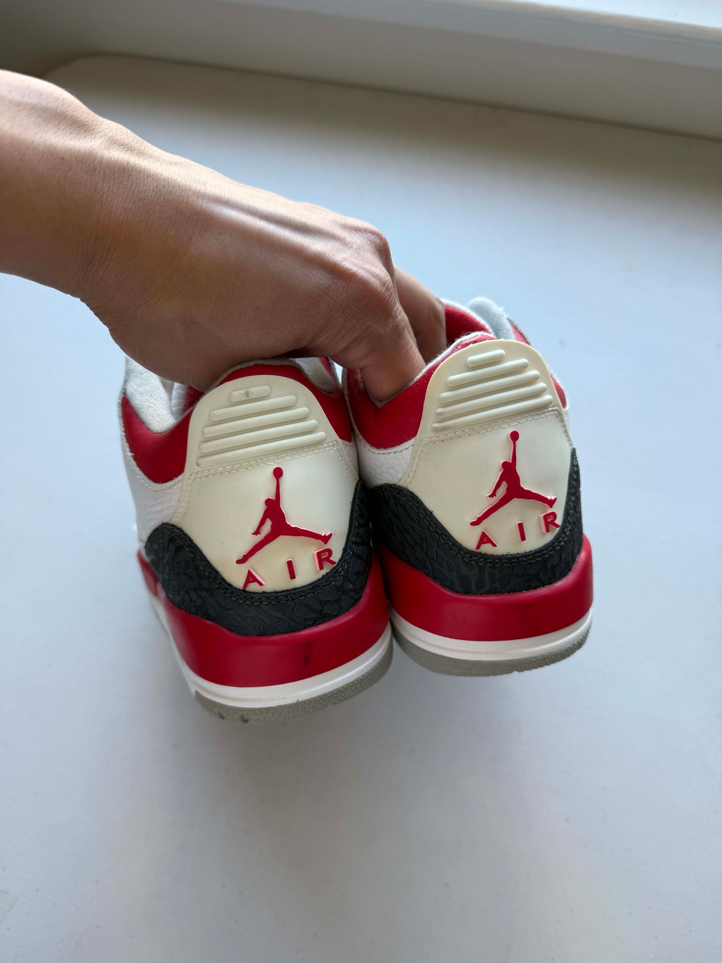 HY3188 Jordan 3 Retro Fire Red (2013)