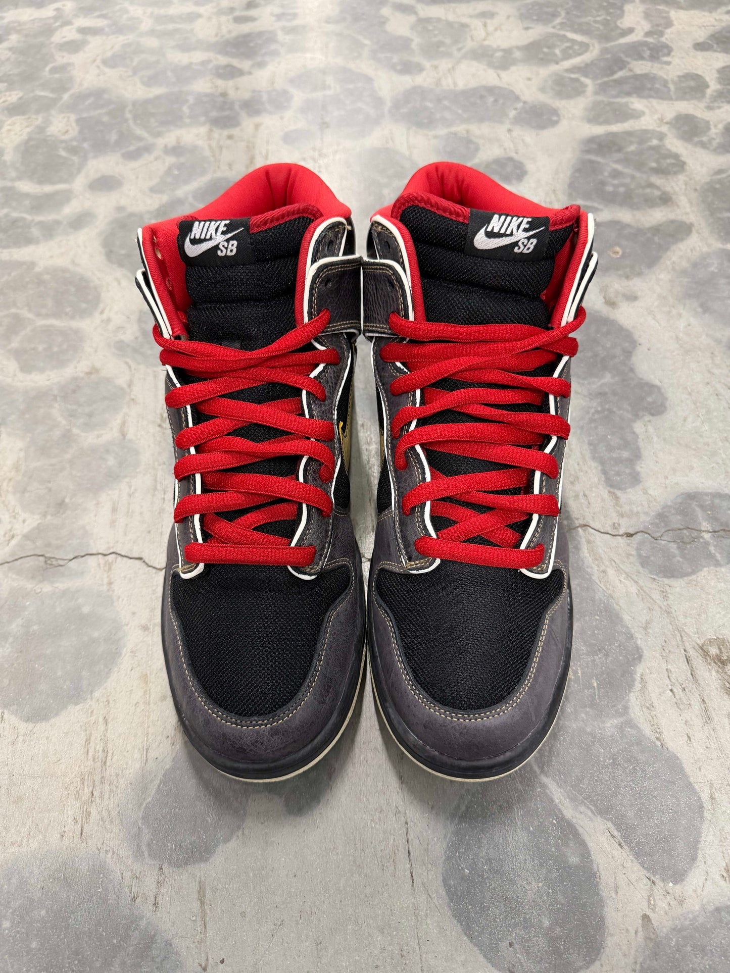 HY1518 Size 10.5 Preowned (NB) Nike SB Dunk High Marshall Amps