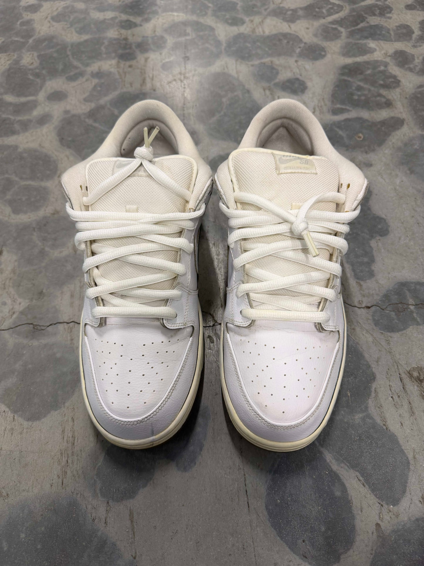 HY1077 Size 14 Preowned Nike SB Dunk Low White Ice