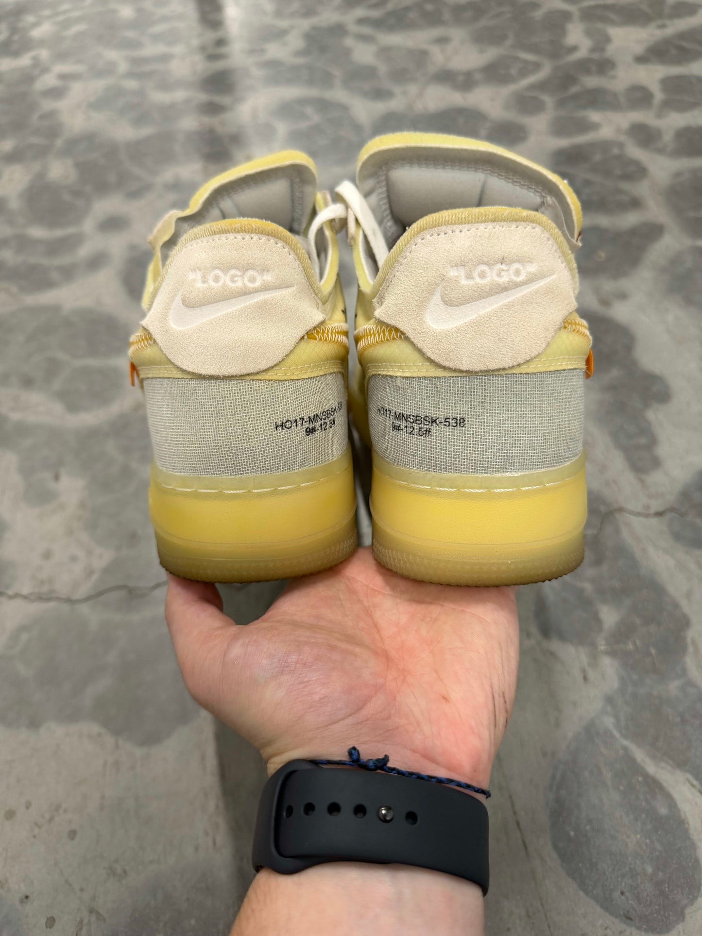 HY1617 Size 11.5 Preowned Nike Air Force 1 Low Off-White