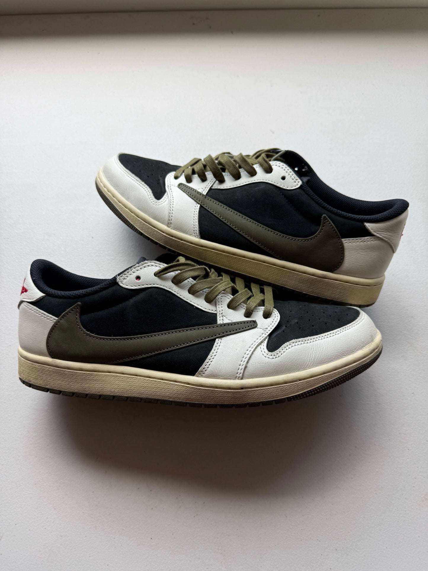 [HY2831] Jordan 1 Retro Low OG SP Travis Scott Olive (Women's)