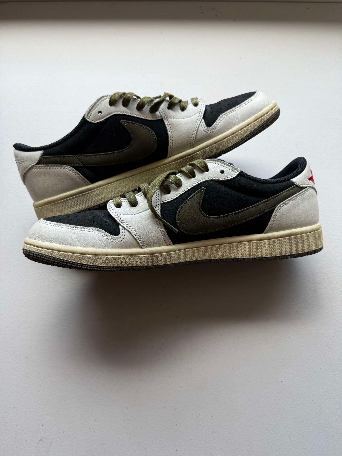 [HY2831] Jordan 1 Retro Low OG SP Travis Scott Olive (Women's)