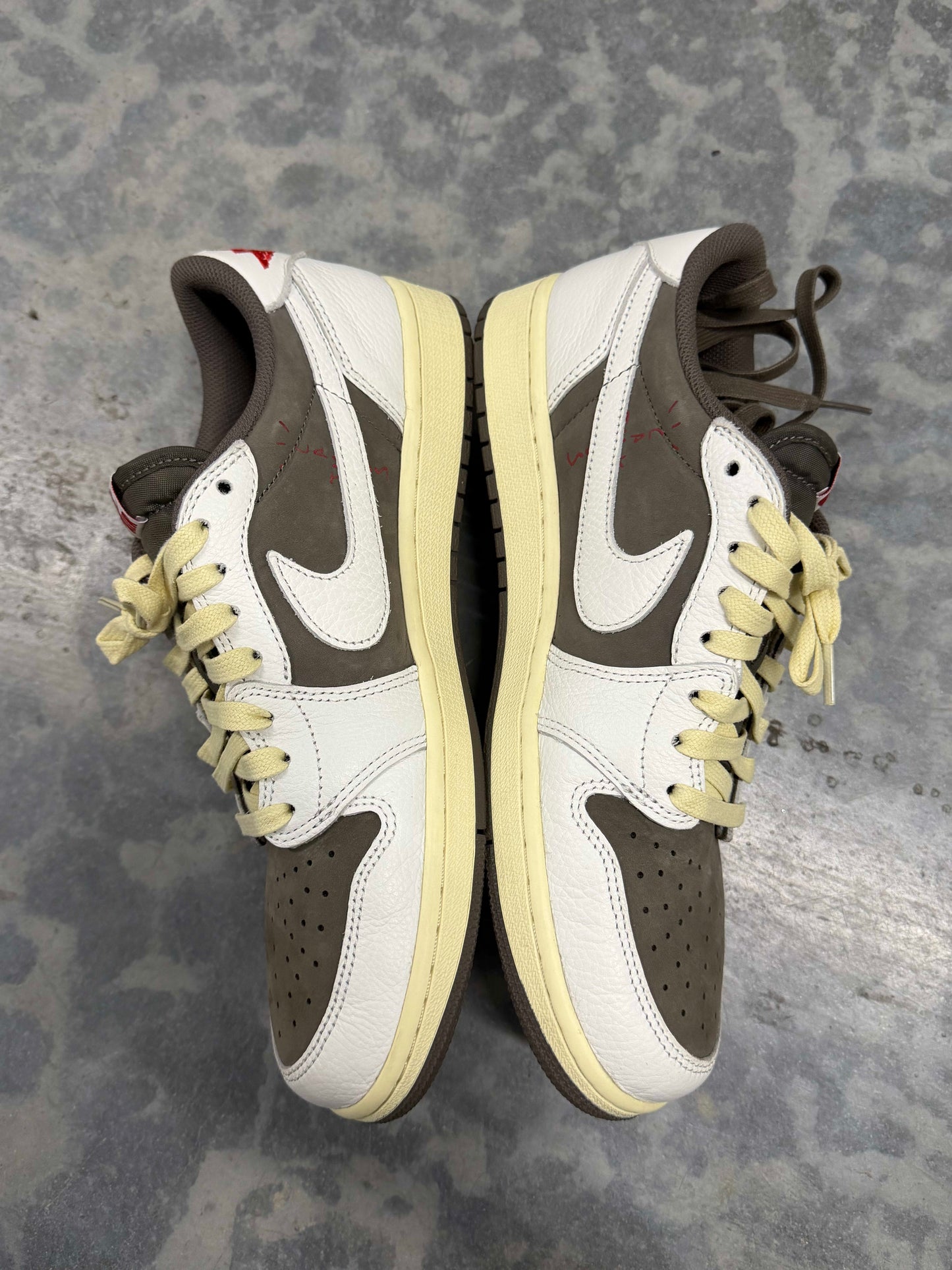HY226 Jordan 1 Retro Low OG SP Travis Scott Reverse Mocha