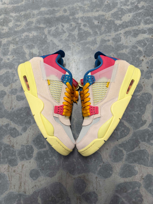 [HY1631] Size 9.5 Preowned Jordan 4 Retro Union Guava Ice