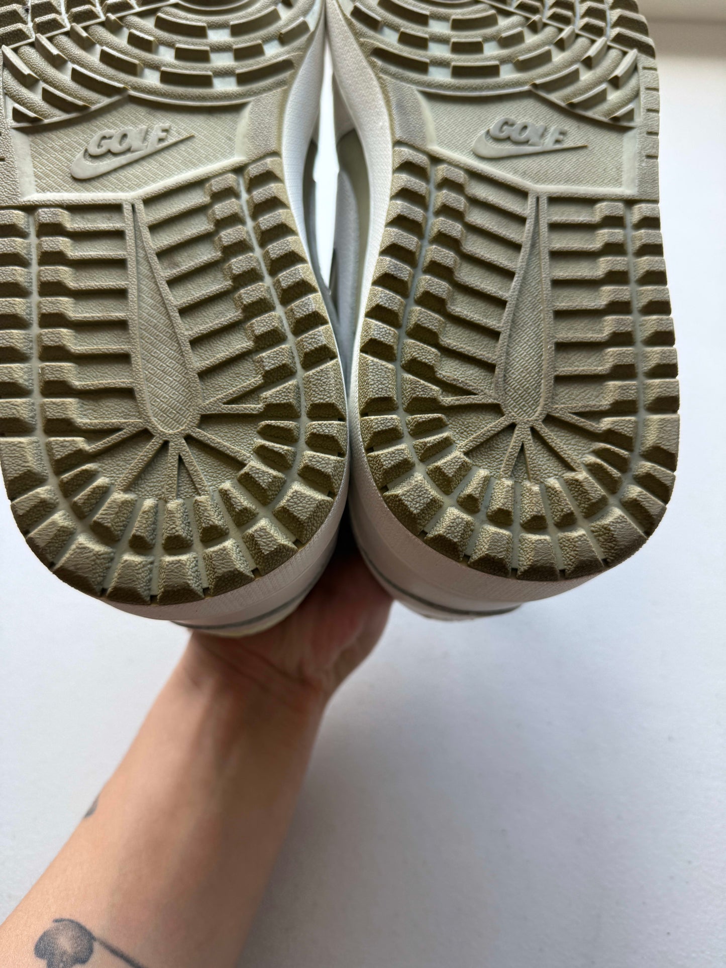 HY3265 Jordan 1 Retro Low Golf Travis Scott Neutral Olive