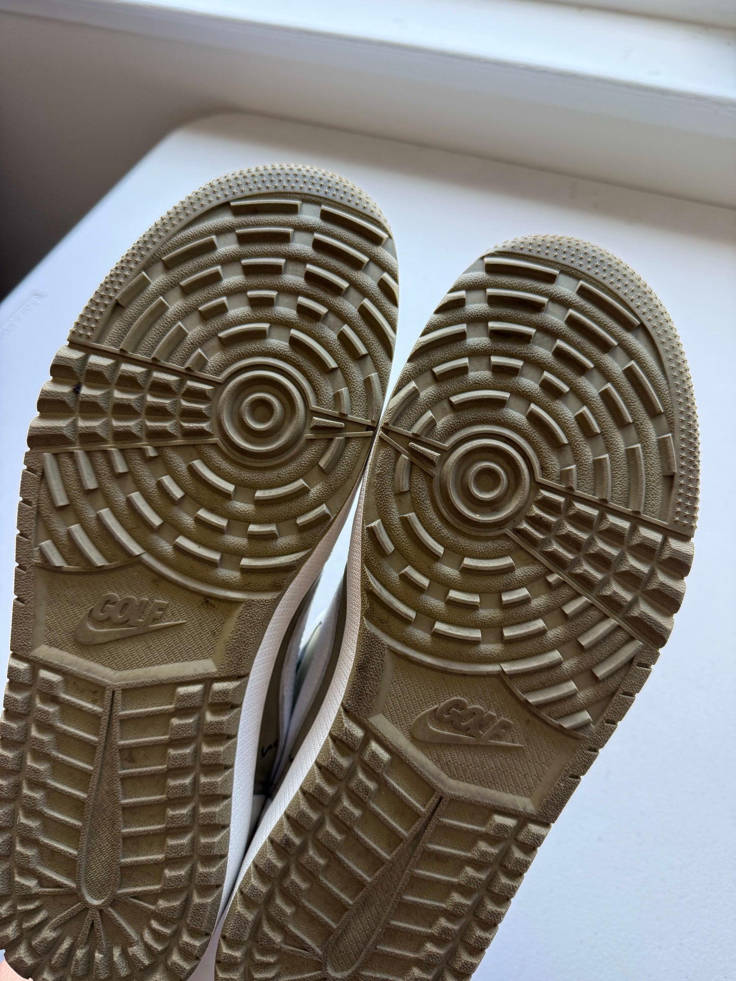 HY3265 Jordan 1 Retro Low Golf Travis Scott Neutral Olive