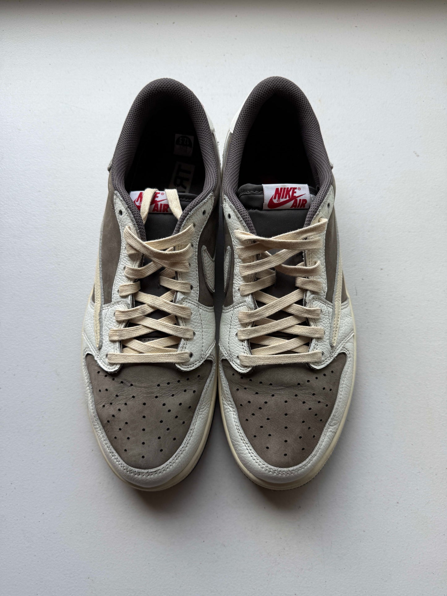 HY228 Jordan 1 Retro Low OG SP Travis Scott Reverse Mocha
