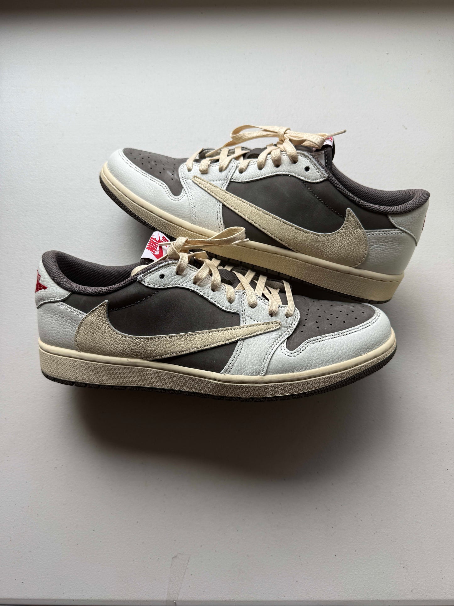 HY232 Jordan 1 Retro Low OG SP Travis Scott Reverse Mocha