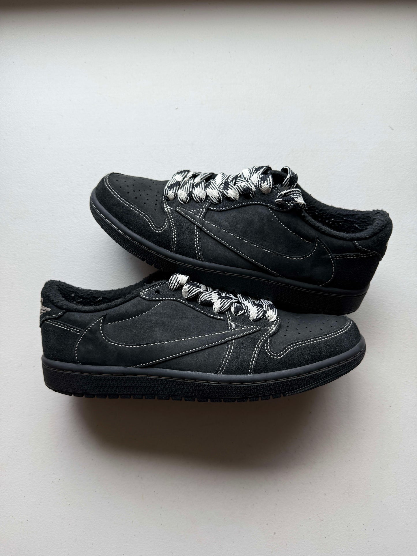 HY78 Jordan 1 Retro Low OG SP Travis Scott Black Phantom