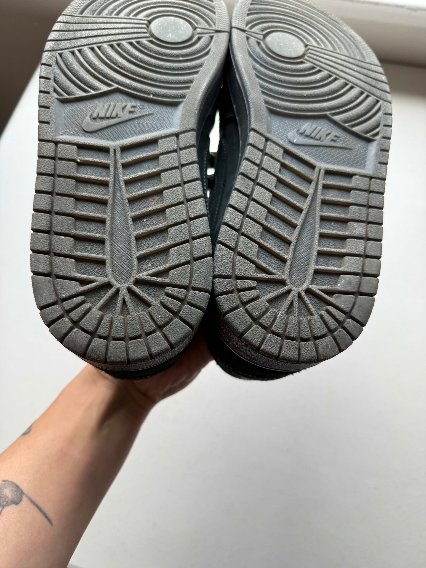 HY2834 Jordan 1 Retro Low OG SP Travis Scott Black Phantom