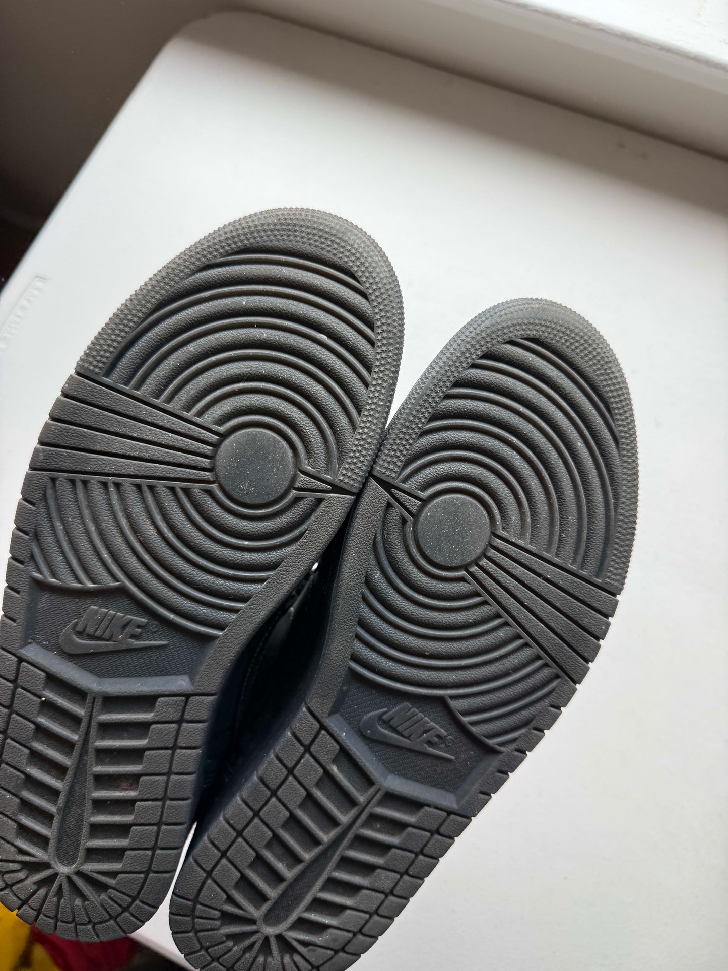 HY2834 Jordan 1 Retro Low OG SP Travis Scott Black Phantom