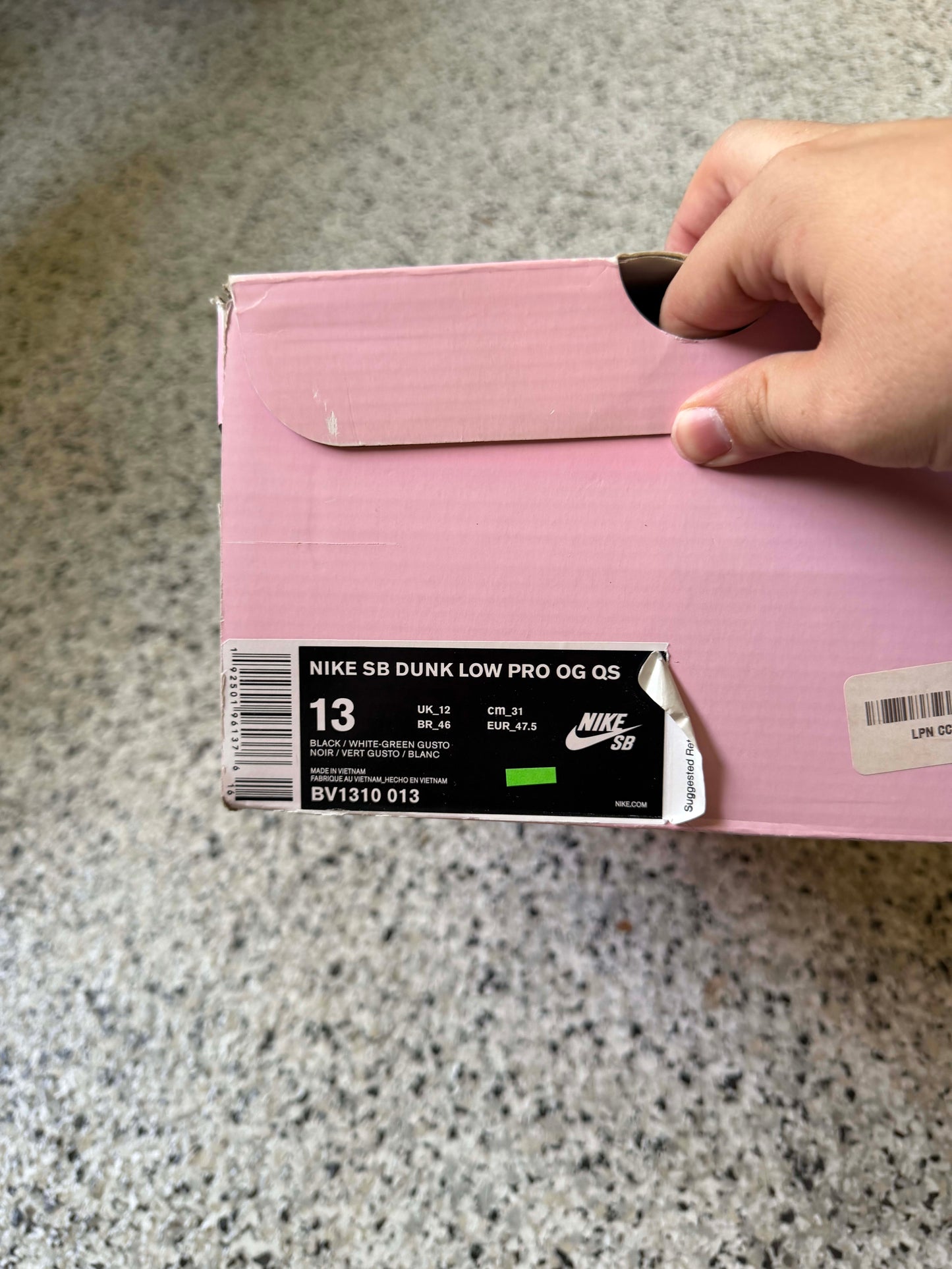 HY3337 Nike SB Dunk Low Staple Panda Pigeon