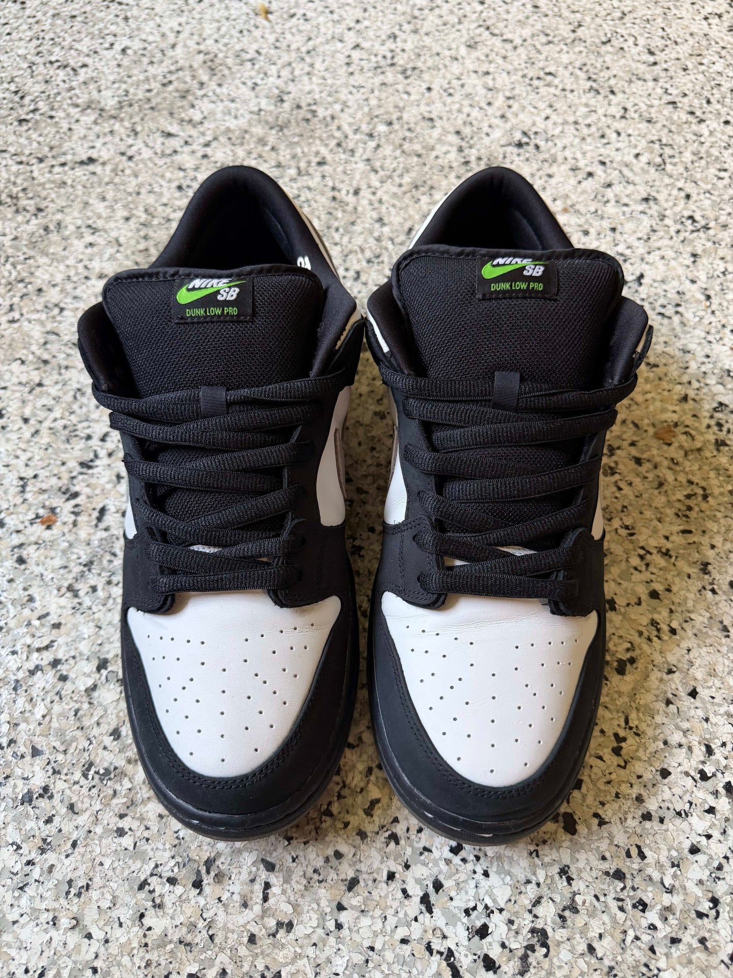 HY3337 Nike SB Dunk Low Staple Panda Pigeon